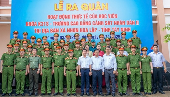 LỄ RA QUÂN HOẠT ĐỘNG THỰC TẾ “03 CÙNG” VỚI NGƯỜI DÂN XÃ NHƠN HOÀ LẬP, TỈNH TÂY NINH