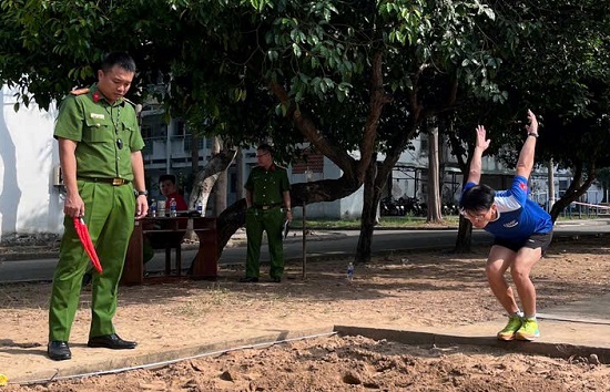 KIỂM TRA RÈN LUYỆN THỂ LỰC NĂM 2025