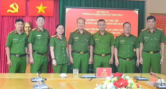 HỌP HỘI ĐỒNG TƯ VẤN GIAO TRỰC TIẾP ĐỀ TÀI KHOA HỌC VÀ CÔNG NGHỆ CẤP CƠ SỞ “VĂN HOÁ GIAO TIẾP, ỨNG XỬ CỦA LỰC LƯỢNG CẢNH SÁT GIAO THÔNG TỈNH ĐỒNG NAI”